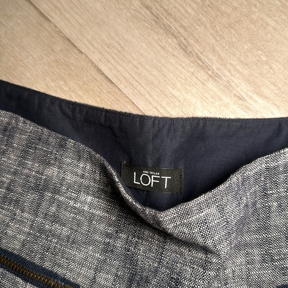 Ann Taylor Gray Linen Shorts - Classic Summer Style, SIze 00 - Picture 6 of 10